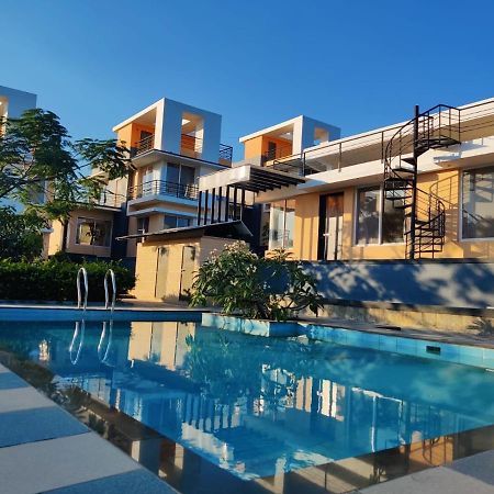 Royal Meadows Igatpuri 2Bhk Poolside Villa Экстерьер фото