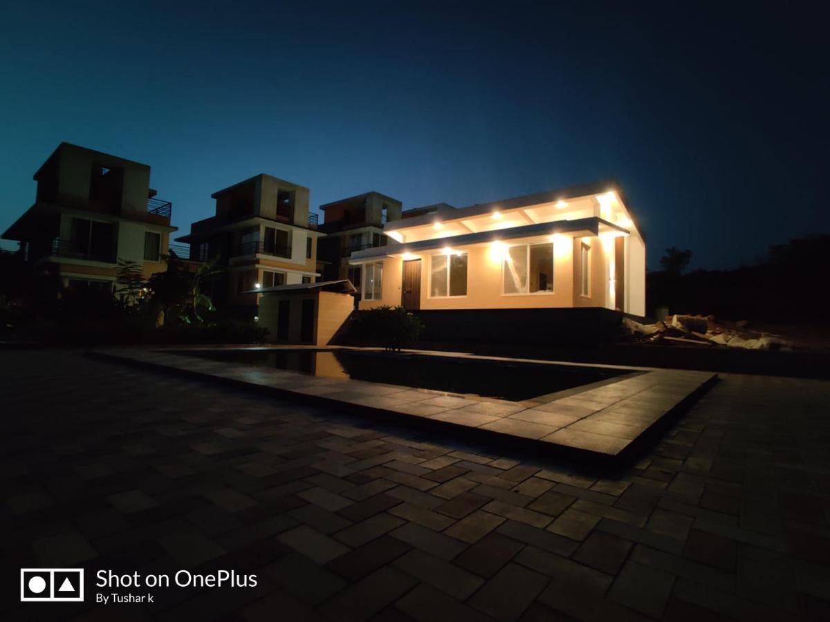 Royal Meadows Igatpuri 2Bhk Poolside Villa Экстерьер фото