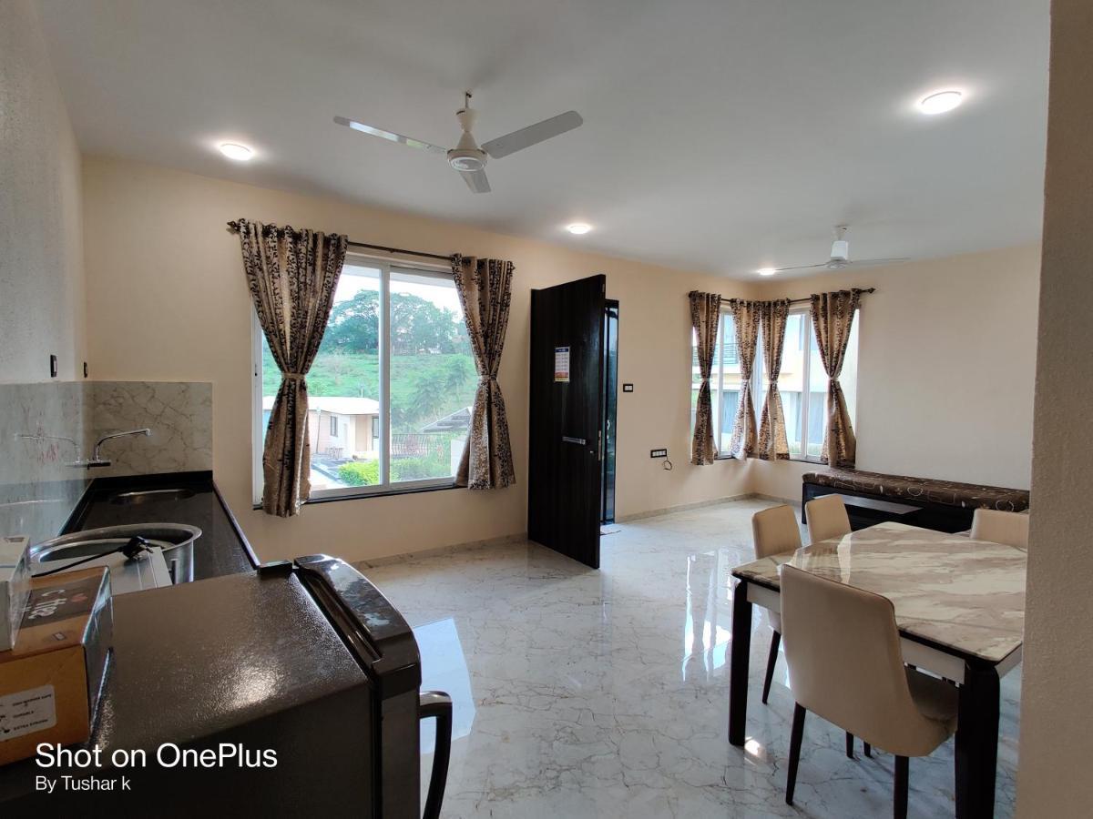 Royal Meadows Igatpuri 2Bhk Poolside Villa Экстерьер фото