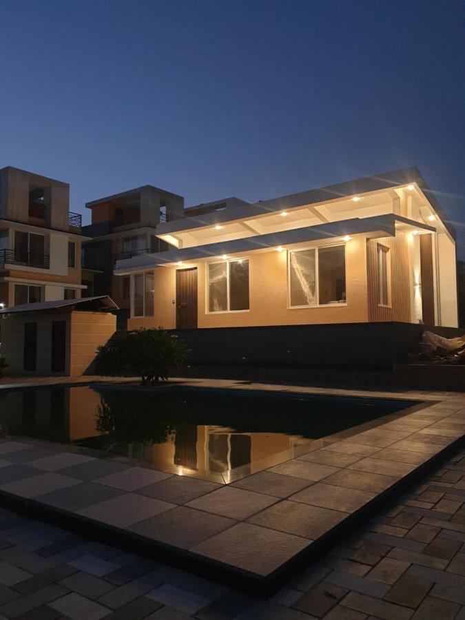 Royal Meadows Igatpuri 2Bhk Poolside Villa Экстерьер фото