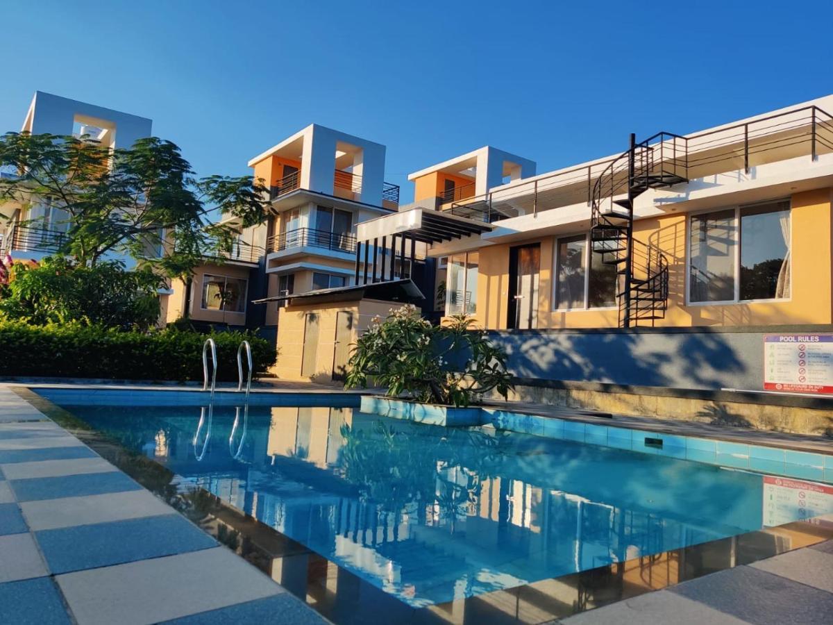 Royal Meadows Igatpuri 2Bhk Poolside Villa Экстерьер фото